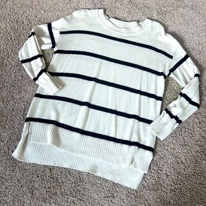 Old Navy, white and black sweater